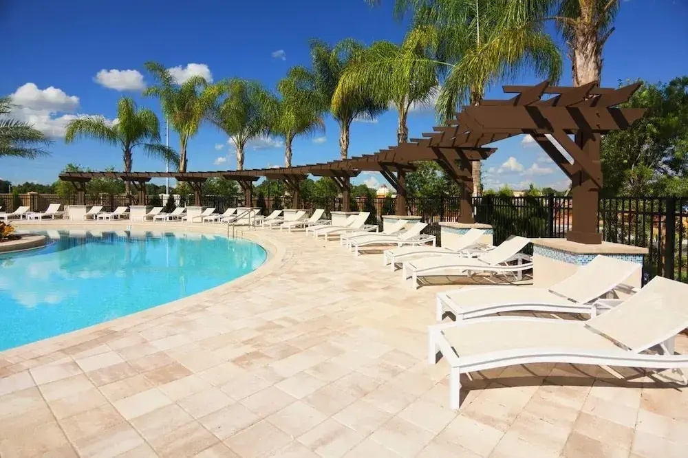 Lucky Find Lucaya Resort by Shine Villas #713 townhouse