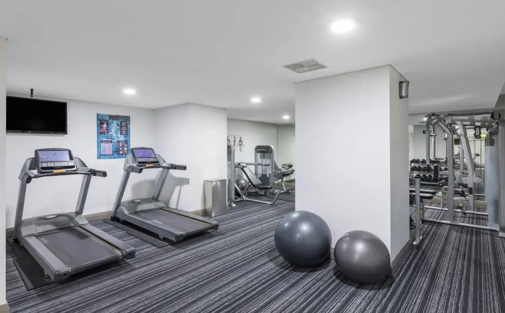 Meriton Suites Pitt Street, Sydney