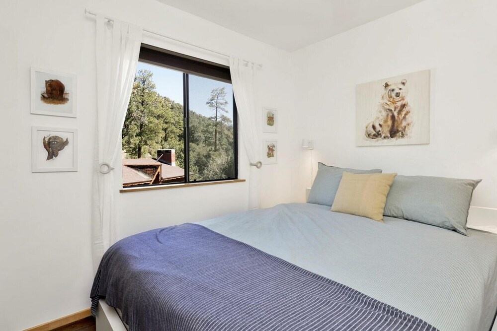 Chimney Peak Chalet #2048 by Big Bear Vacations