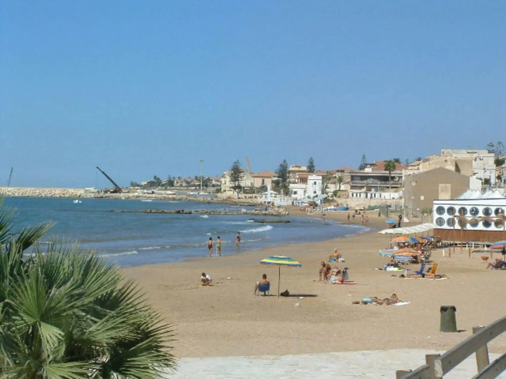 Inviting apartment in Ispica near the seabeach