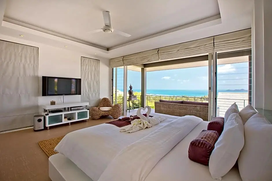 Villa Kohia, stunning sea views, breakfast, serviced daily, private dining service on request, North Chaweng