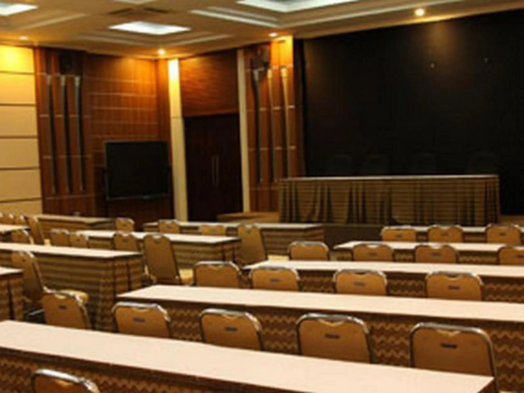 Riyadi Palace Hotel