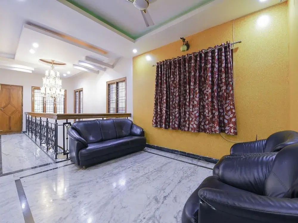 Oyo 22676 Villa 56