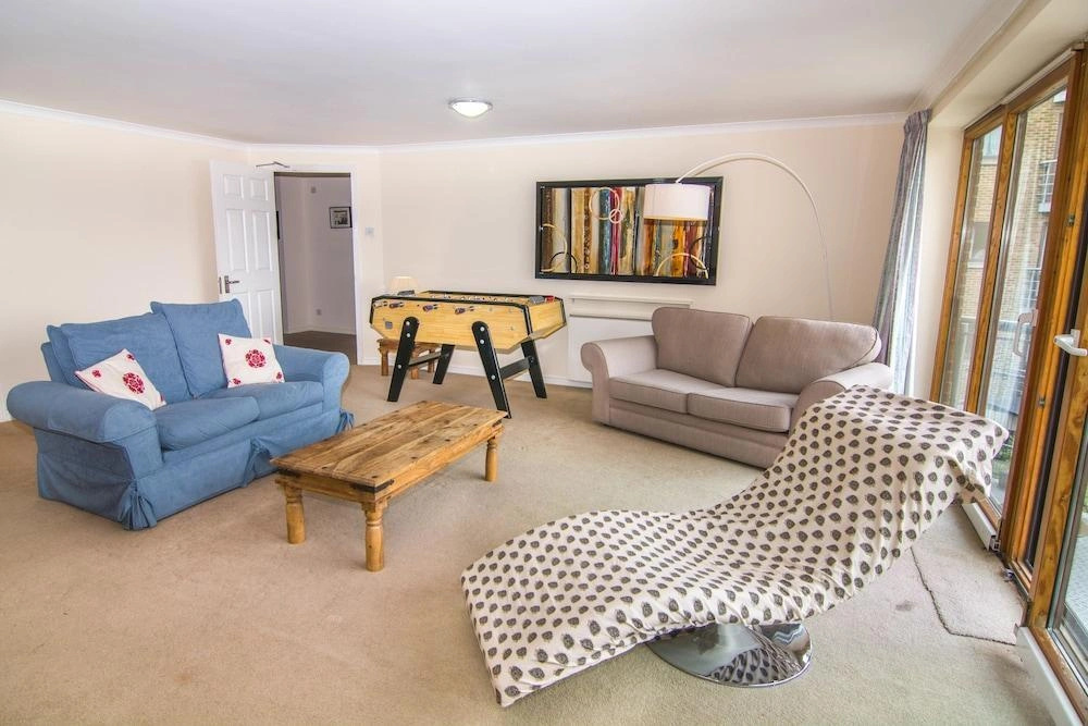 Zen Apartments - London