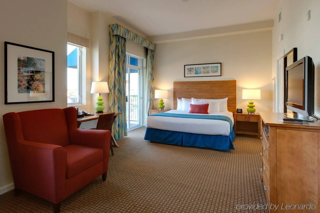 Club Wyndham Oceanside Pier Resort