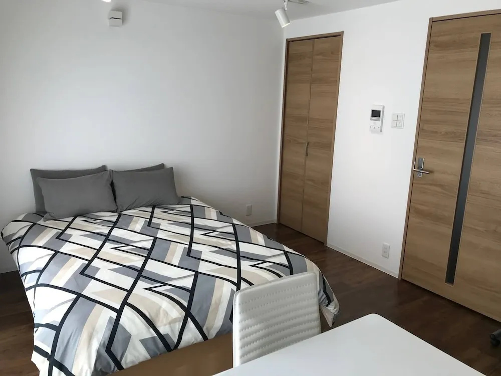 Kugenuma Inn & Suites