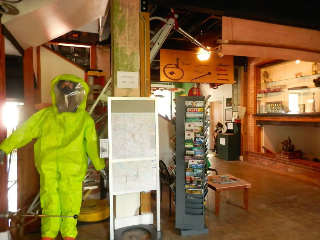 Little Rock Firehouse Museum & Hostel
