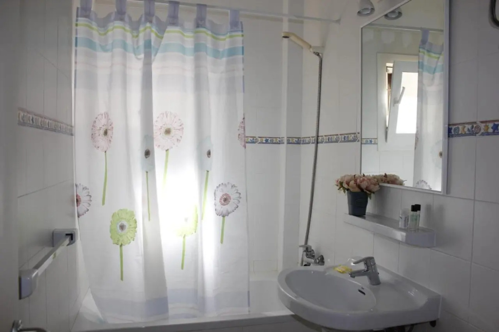 Apartamentos Timon - Emar Hotels