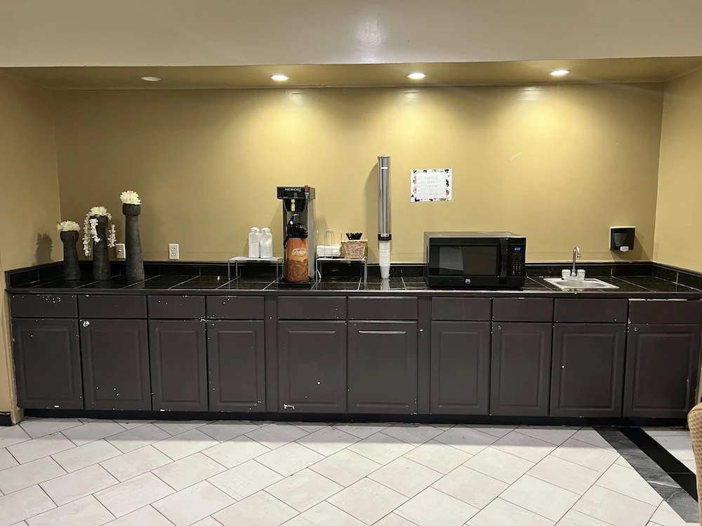 Homestay Inn and suites