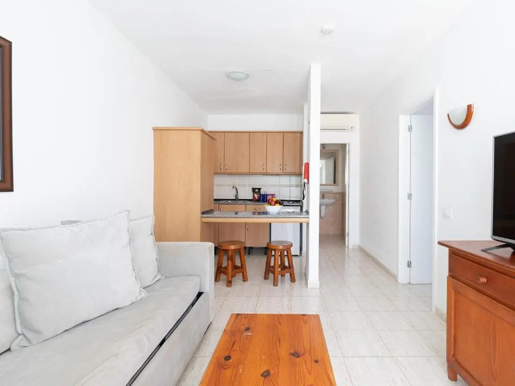 Apartamento 13 con terraza y piscina en Corralejo
