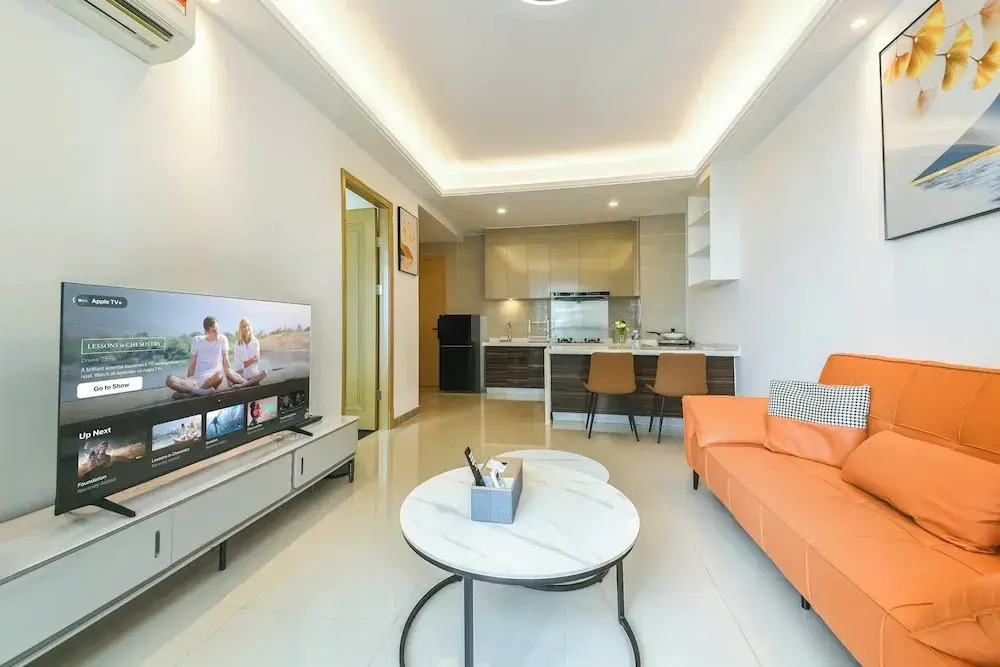 R&F Princess Cove Seine Region by Lions Bay