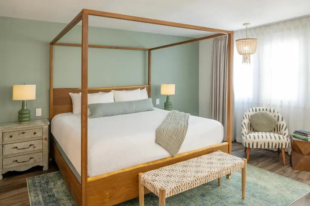 Cardiff By The Sea Lodge