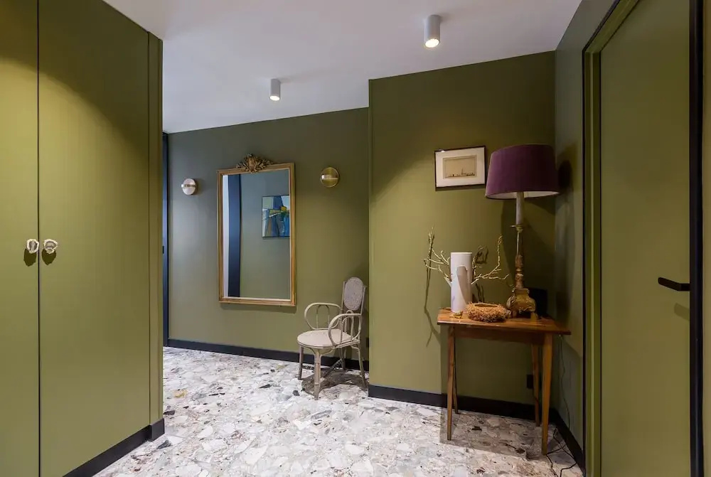 Bois de Boulogne Retreat