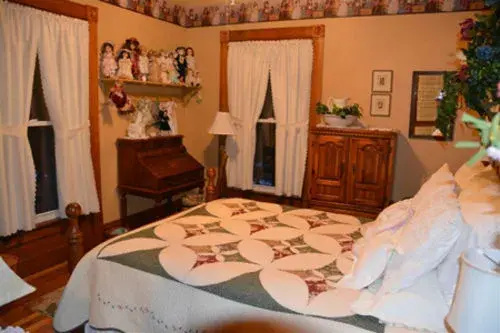 The Country Doll House B&B