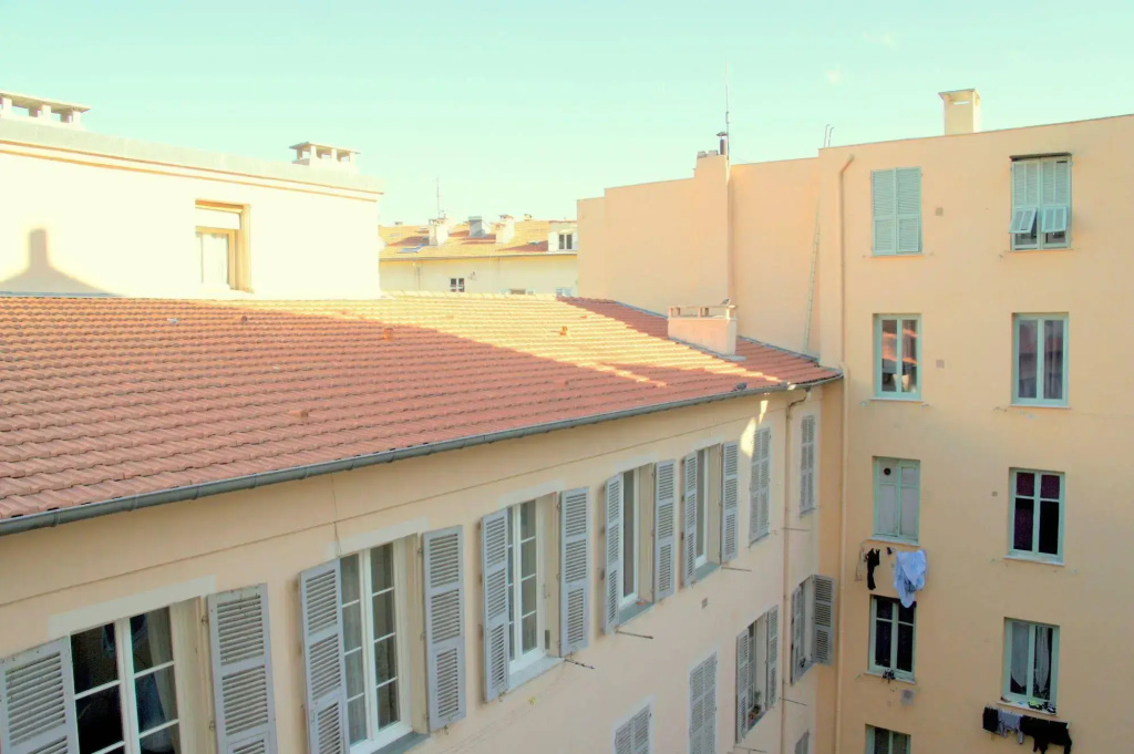 Antiquaires Le Port - Proche Vieux Nice