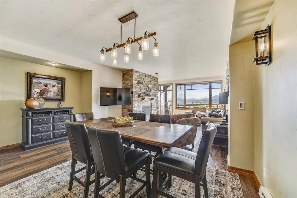 Timberline Cove  203 2 Bedroom Condo by RedAwning