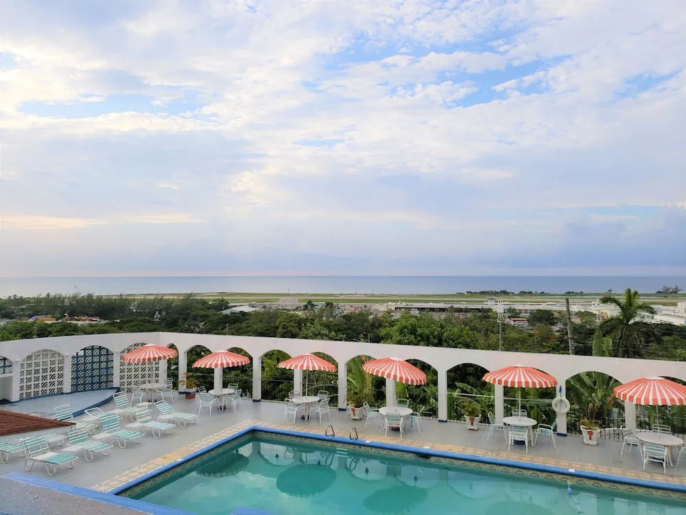 Hotel Montego