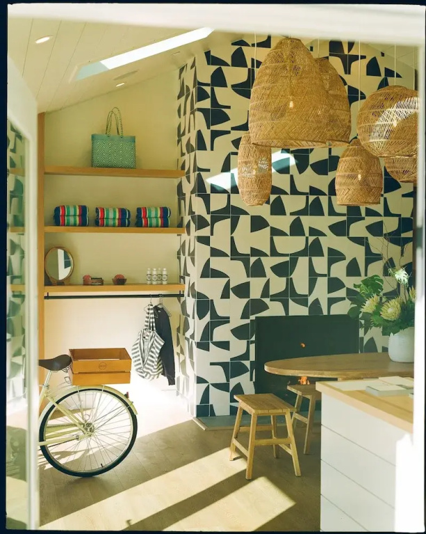 The Pacific Motel