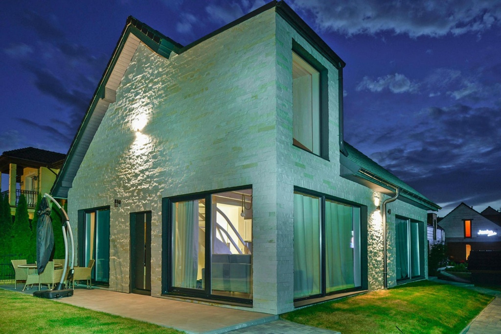 Holiday Home, Private Sauna, Close to the Beach
