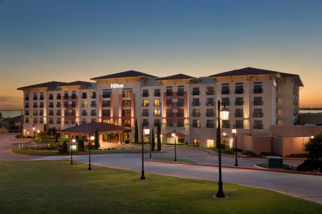 Hilton Dallas/Rockwall Lakefront Hotel