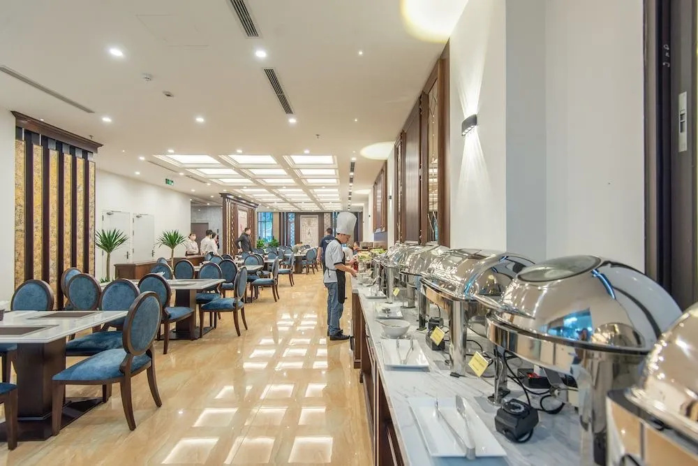 Reyna Luxury Hotel