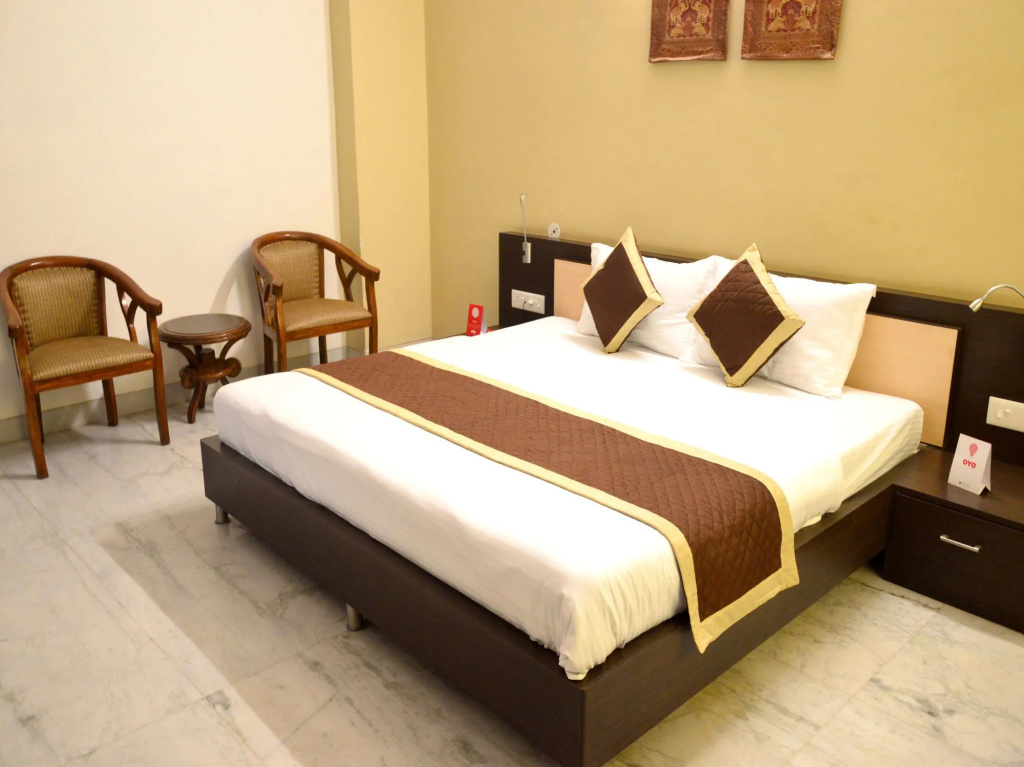 OYO 7363 Hotel N71 Rooms & Banquets