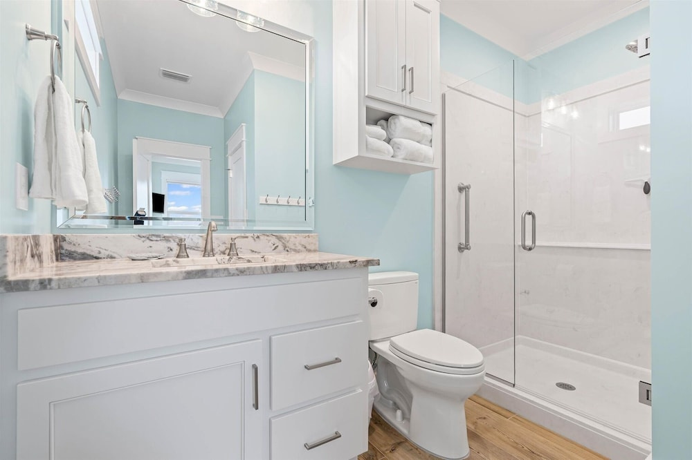 Surfside - 2431 Bienville 4 Bedroom Home by RedAwning