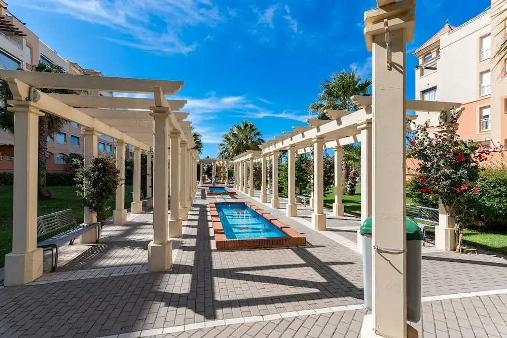 Beachfront Comfort With Terrace