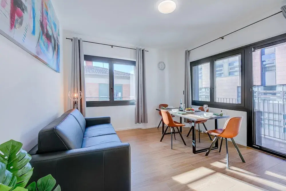 Boutique Apartment 12