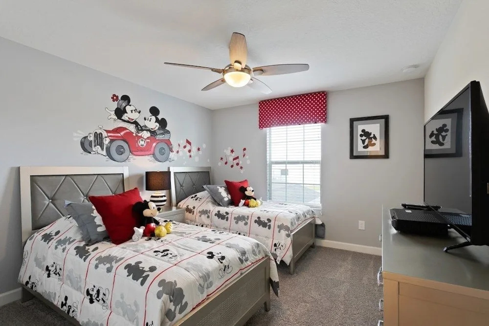 4BR Townhome in Storey Lake by SHV-4947
