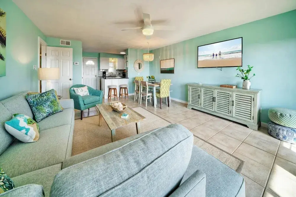 Rise N Beach by Avantstay Beachfront w Pool