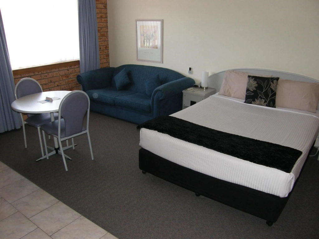 Blue Diamond Motor Inn