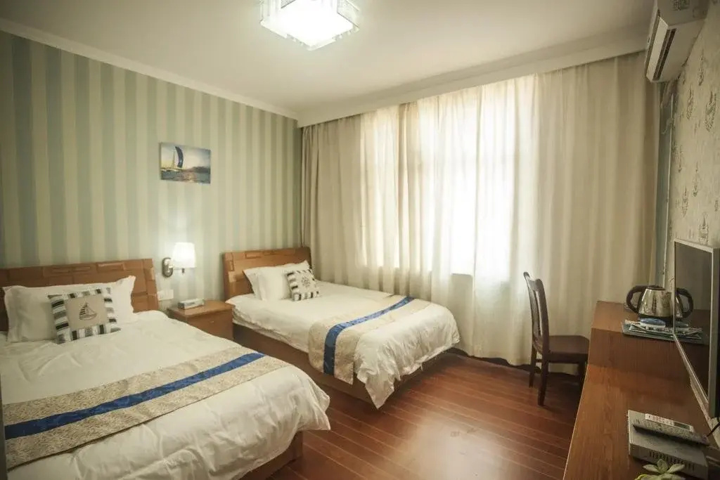 Shengsi Coast Family Inn
