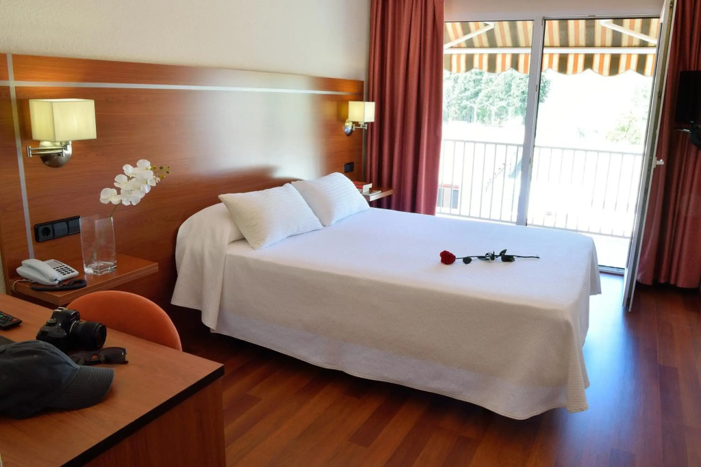 Hotel Mari Carmen