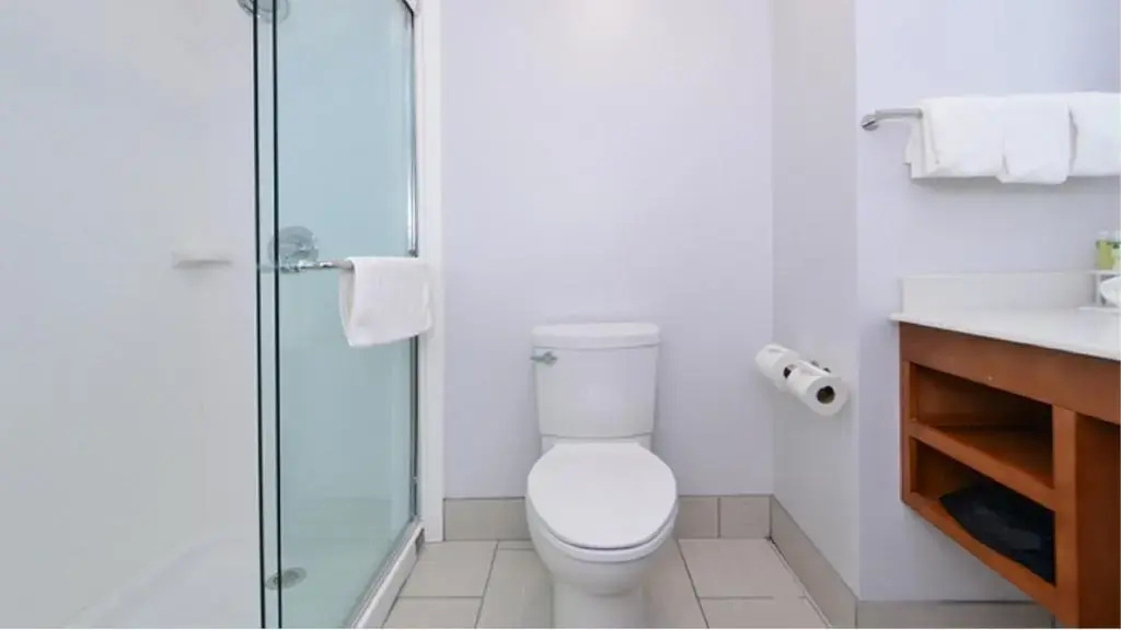 Holiday Inn Express & Suites Lexington Midtown - I-75 by IHG
