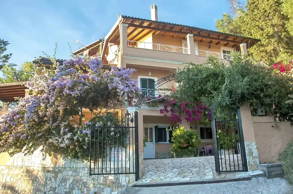 Holiday Apartments in Pelekas Beach, Corfu