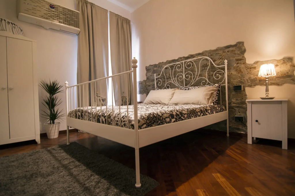 Allegro House