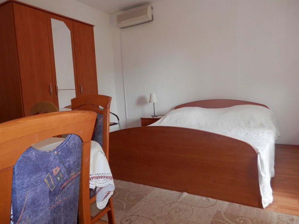 Apartments Jure