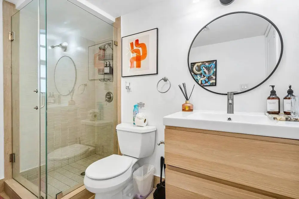 Luxe 5BR 4BA Heated Pool 10 Min to Beach BBQ