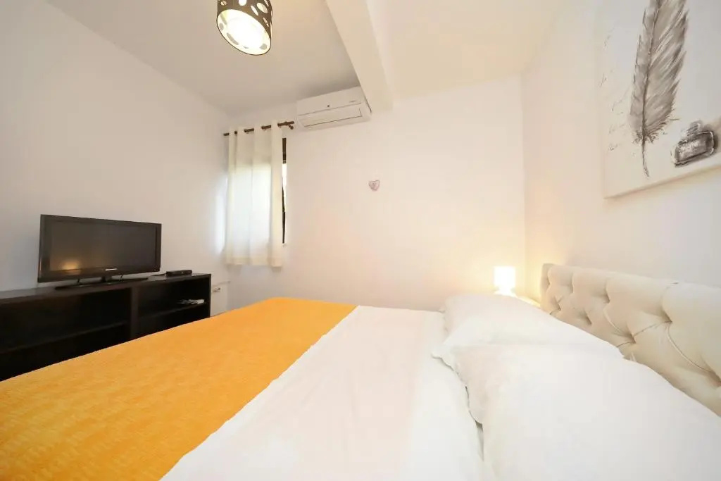Apartments Krolo