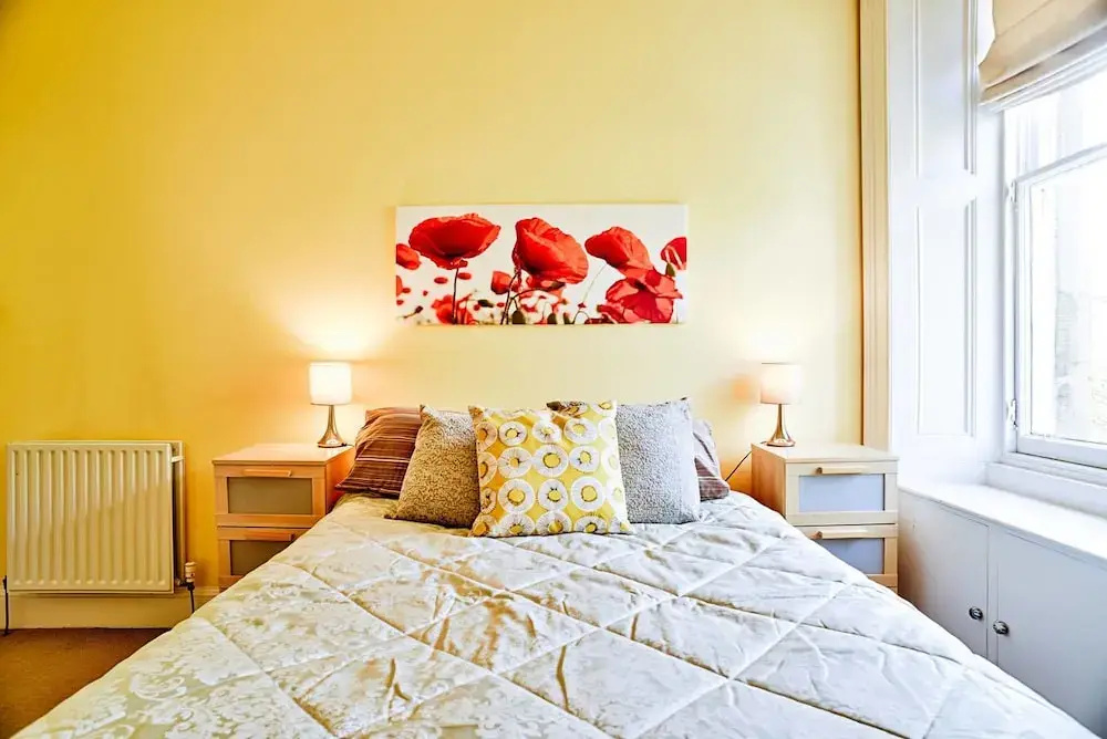 Fabulous location in peaceful New Town cul-de-sac