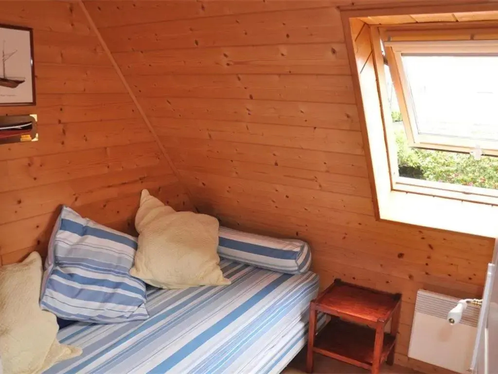 Maison bretonne à 200m de la plage Saint-Guirec, Ploumanach, 2 chambres, jardin fermé - FR-1-368-124