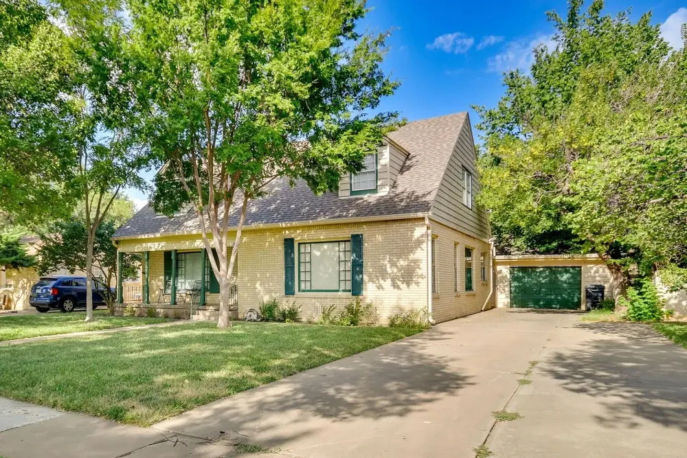 Spacious Amarillo Home With Shared Fire Pit!