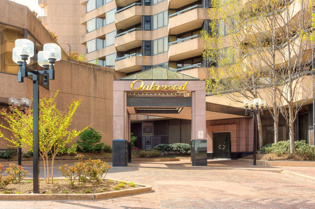 Oakwood Crystal City
