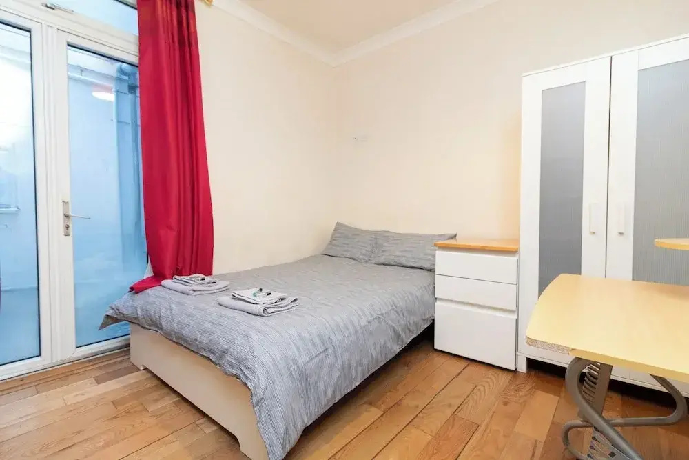 Cosy studio flat in the Polygon