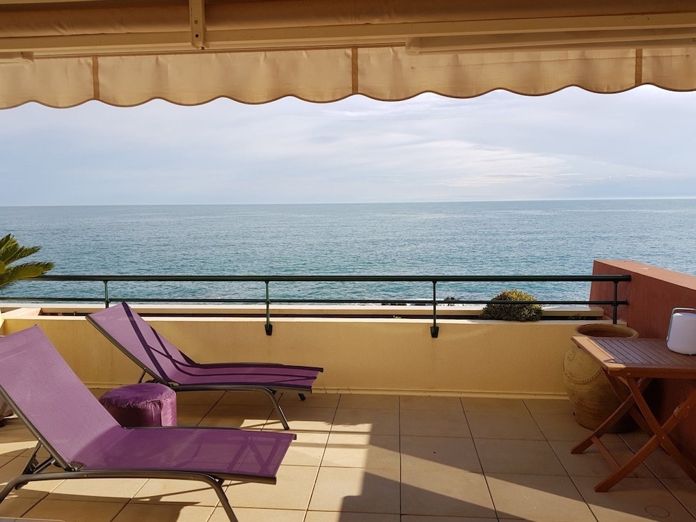 Sete Appartement T3 Face A La Mer