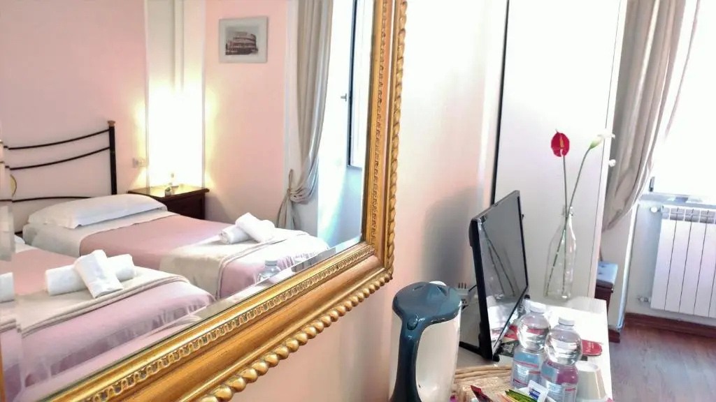 Dreaming Navona Rooms