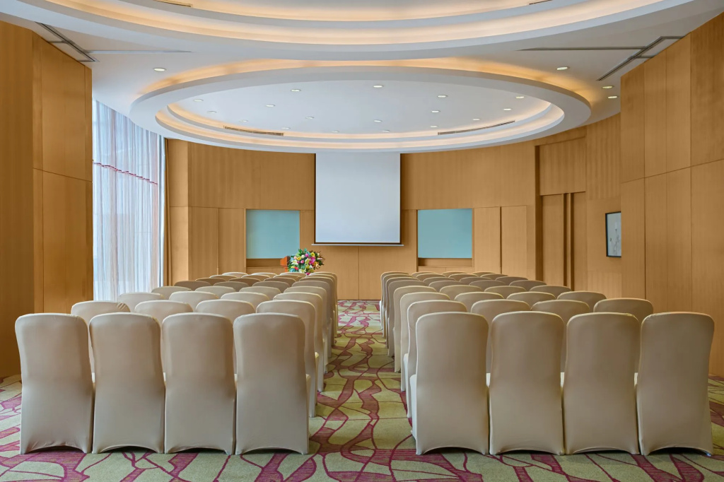 Crowne Plaza Zhongshan Wing On City by IHG
