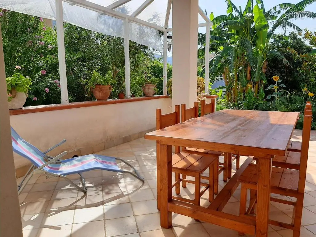Il Roseto di Betty villa piano T e 1