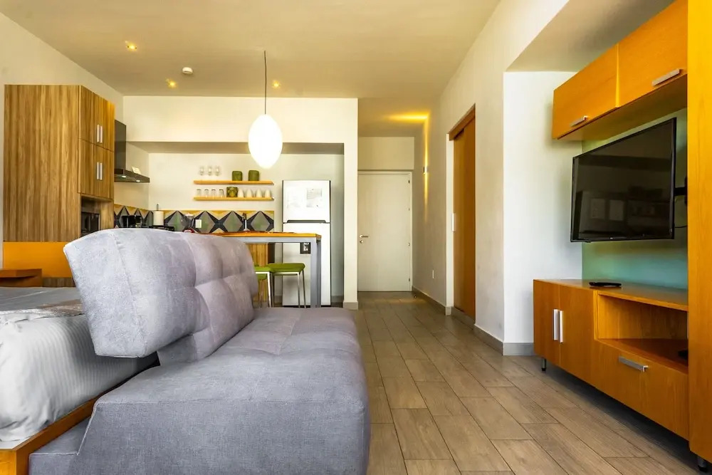 Opal Suites Apartments